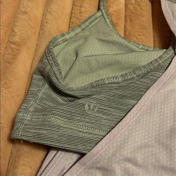 Lululemon grey and lavender workout top - Picture 3 of 3